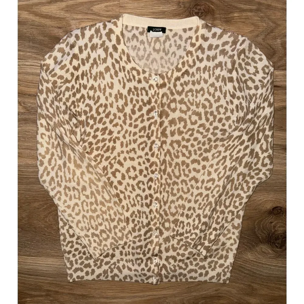 J. CREW 100% Merino Wool Soft Button up cardigan sweater - size Large